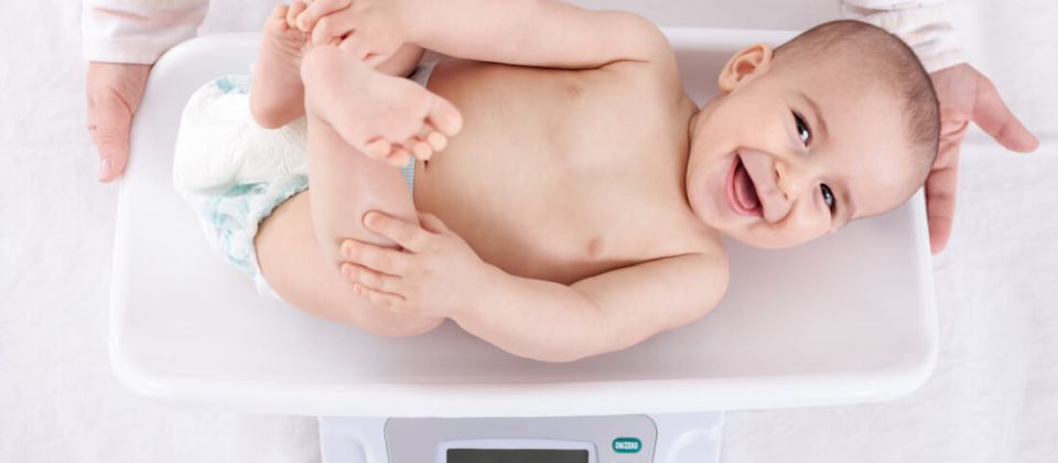 u3 baby untersuchung mit stethoskop